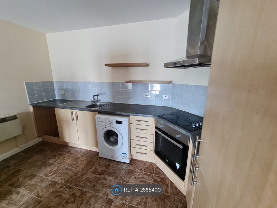 Property photo 3 of 12