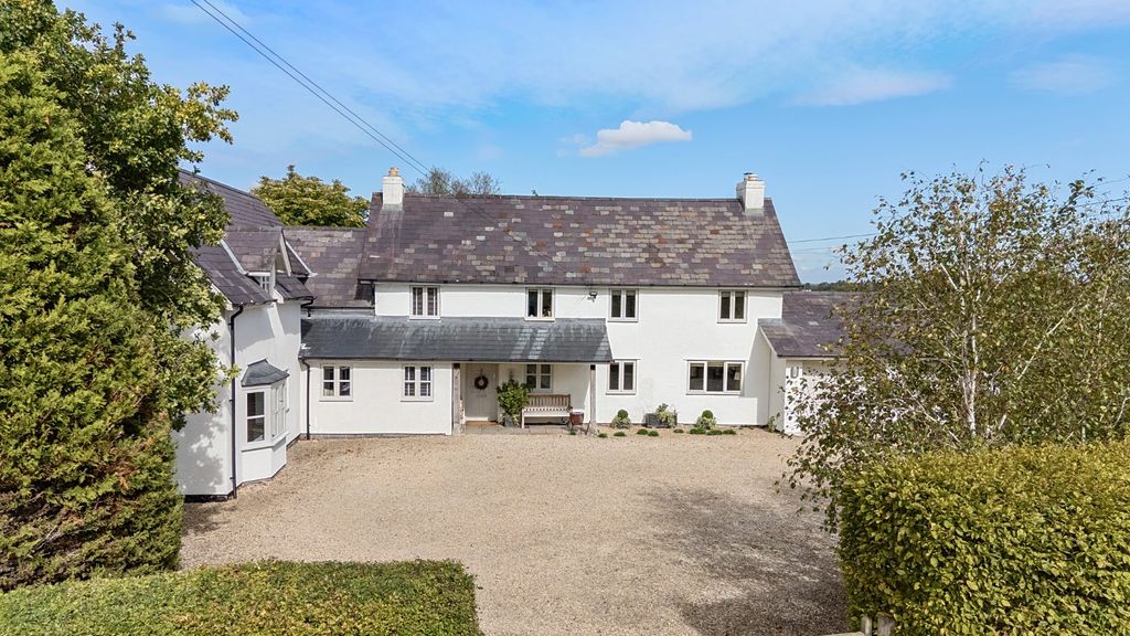 Property photo 1 of 22 Front External