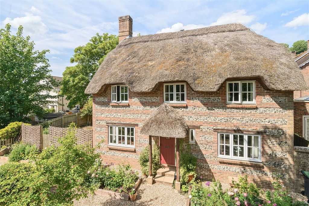 Property photo 1 of 19