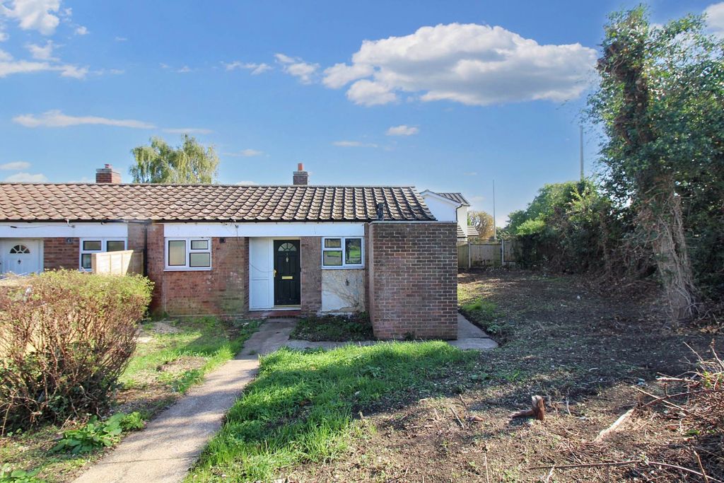 Property photo 1 of 8