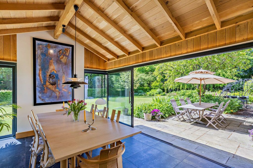 Property photo 2 of 23 Picture No. 37