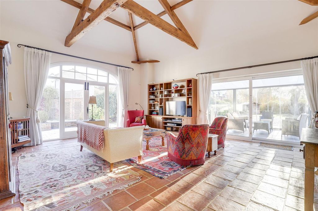 Property photo 3 of 35