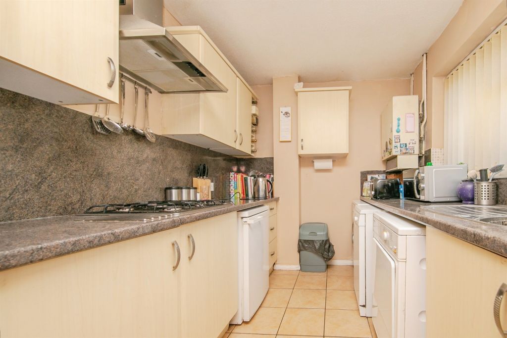 Property photo 3 of 15