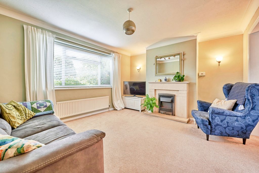 Property photo 3 of 15