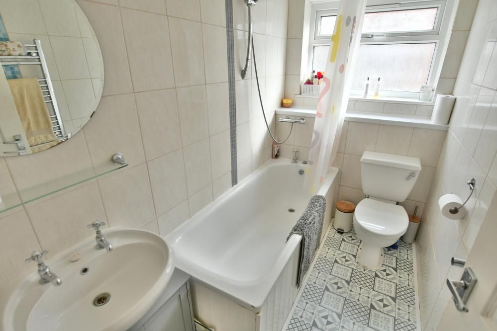 Property photo 3 of 14 Agents Notes