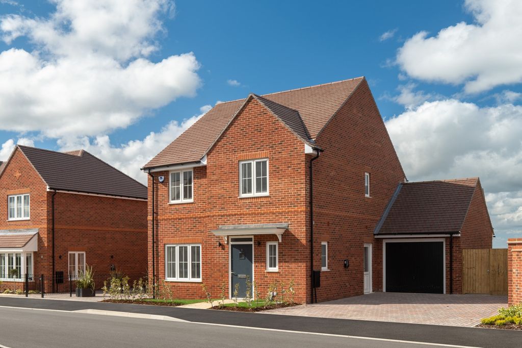Property photo 1 of 14 Arabella Park, Great Kimble