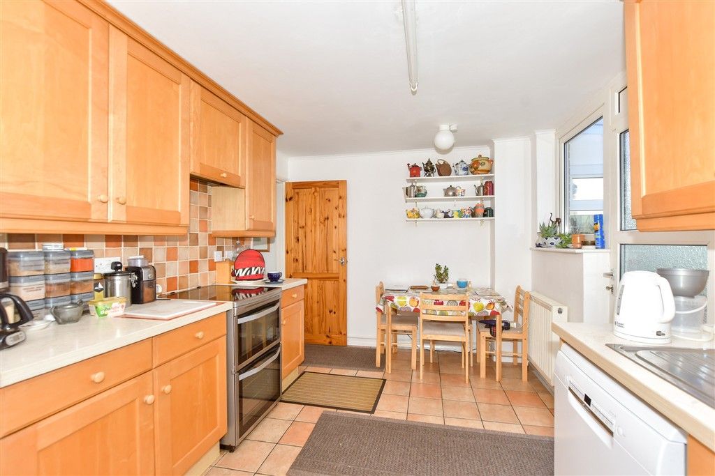 Property photo 2 of 15 Kitchen