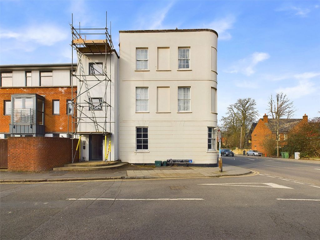Property photo 1 of 8 Picture No. 01