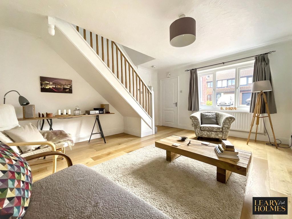 Property photo 2 of 17