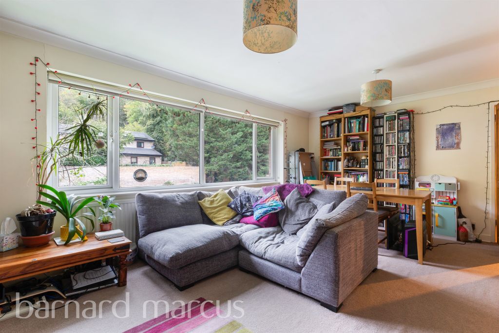 Property photo 3 of 9