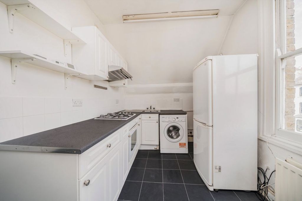 Property photo 2 of 5