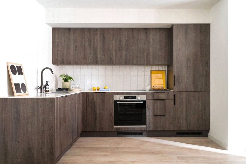 Property photo 3 of 20 Picture No. 04