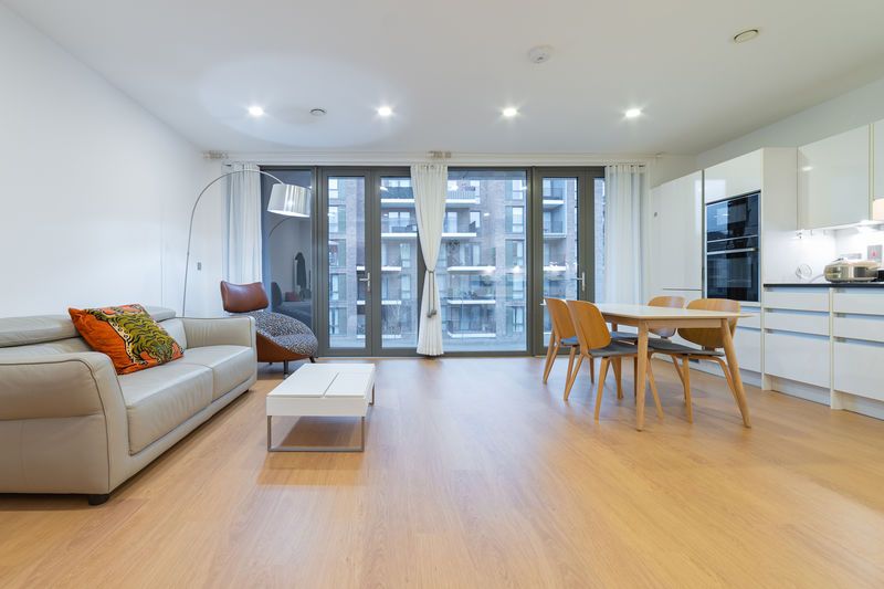 Property photo 1 of 11 Photo 9