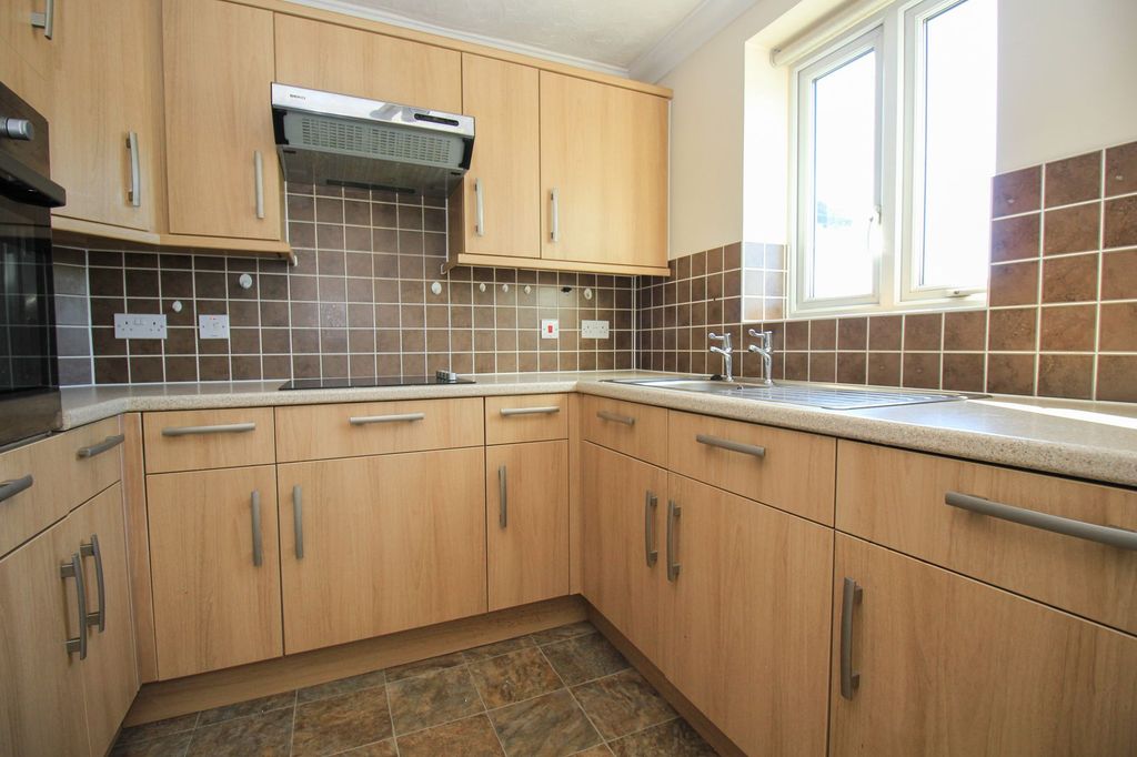 Property photo 3 of 9