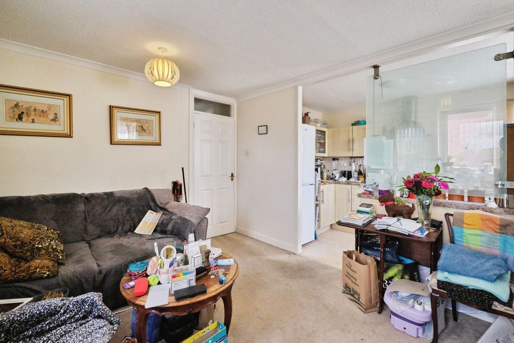 Property photo 3 of 14 Pbox-Img.Jpg