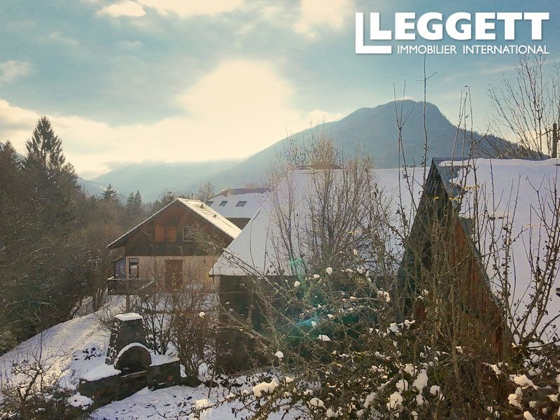 Property photo 3 of 10