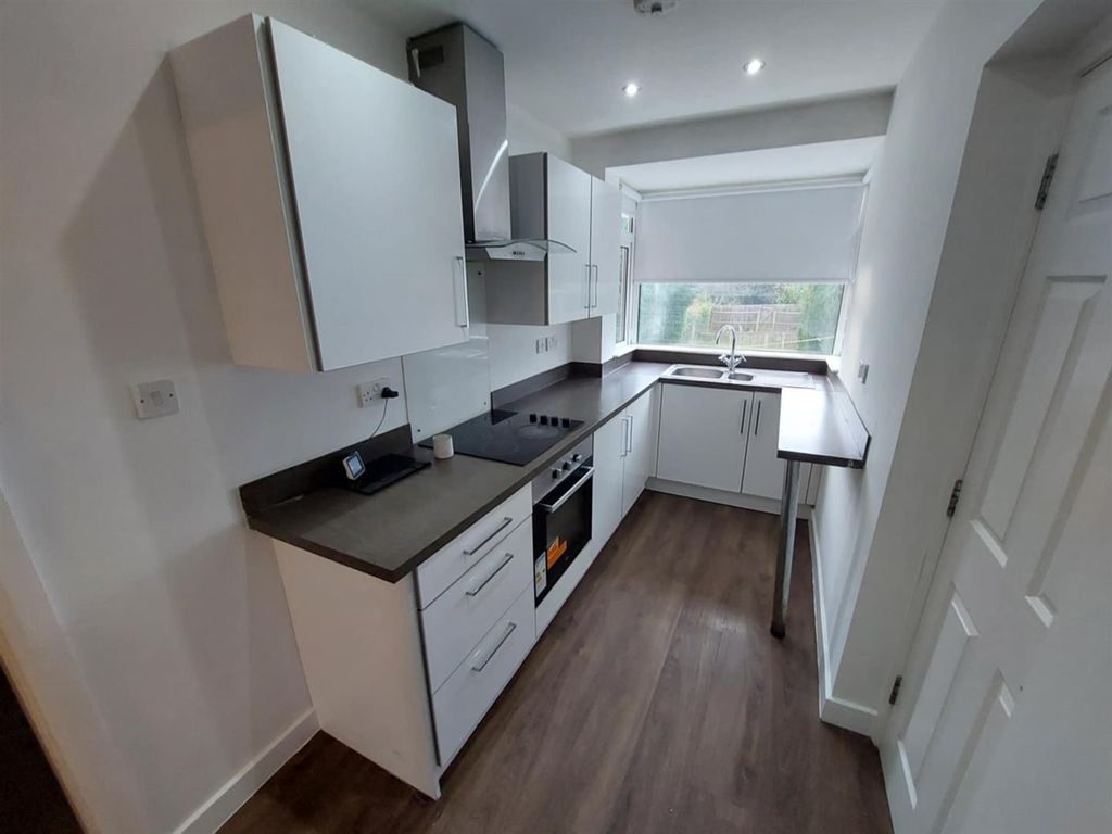 Property photo 2 of 18 120d78Ca-Fd65-4Adf-9254-3Ed6E7973128.Jpg