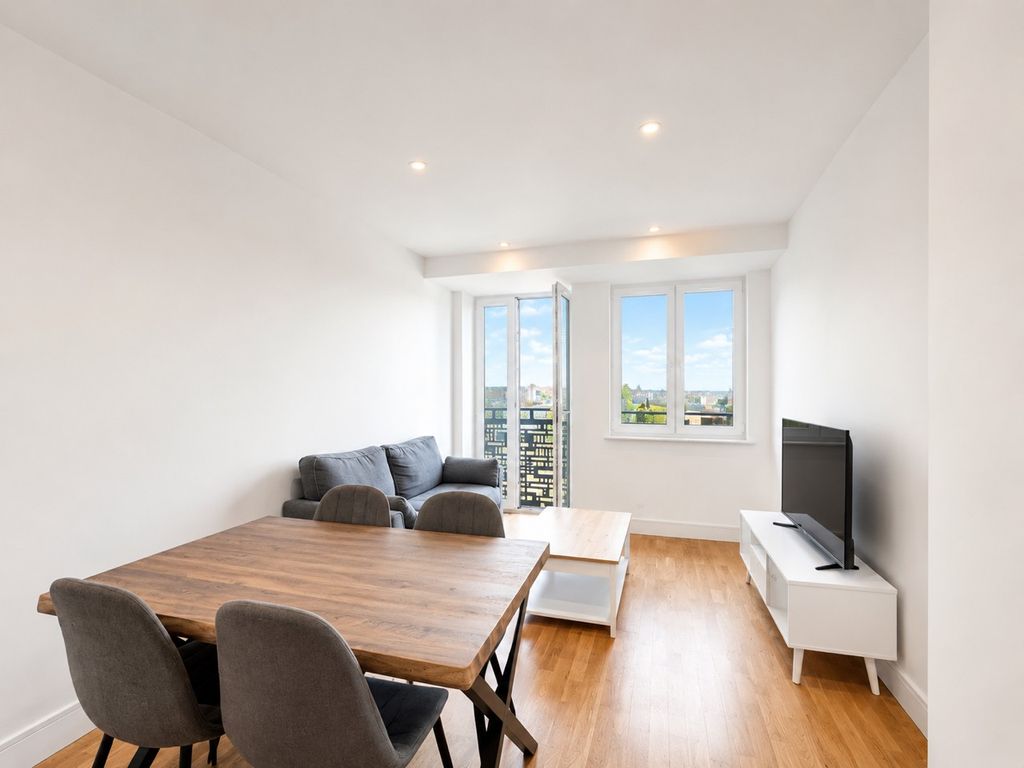Property photo 1 of 5