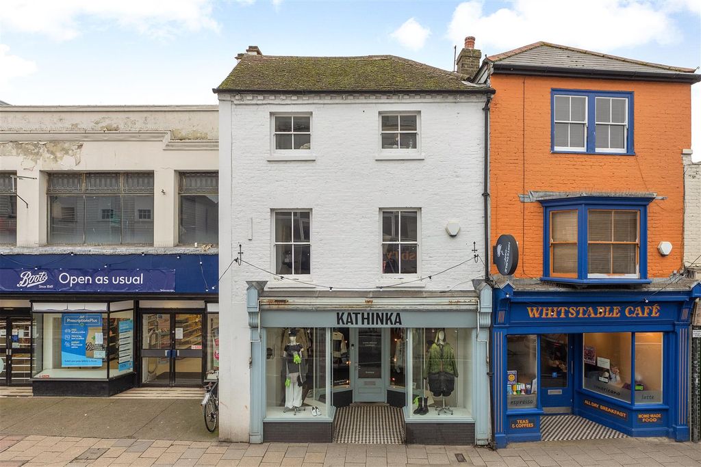 Property photo 1 of 18 High Street, Whitstable