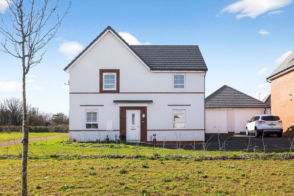 Property photo 1 of 20