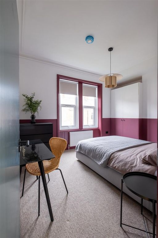 Property photo 3 of 32 35 Fifth Avenue HMO He-8.Jpg
