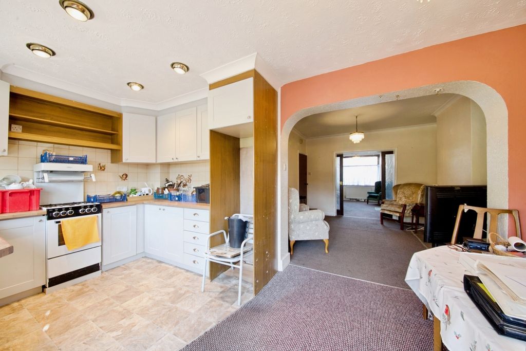 Property photo 3 of 17 Pbox-Img.Jpg