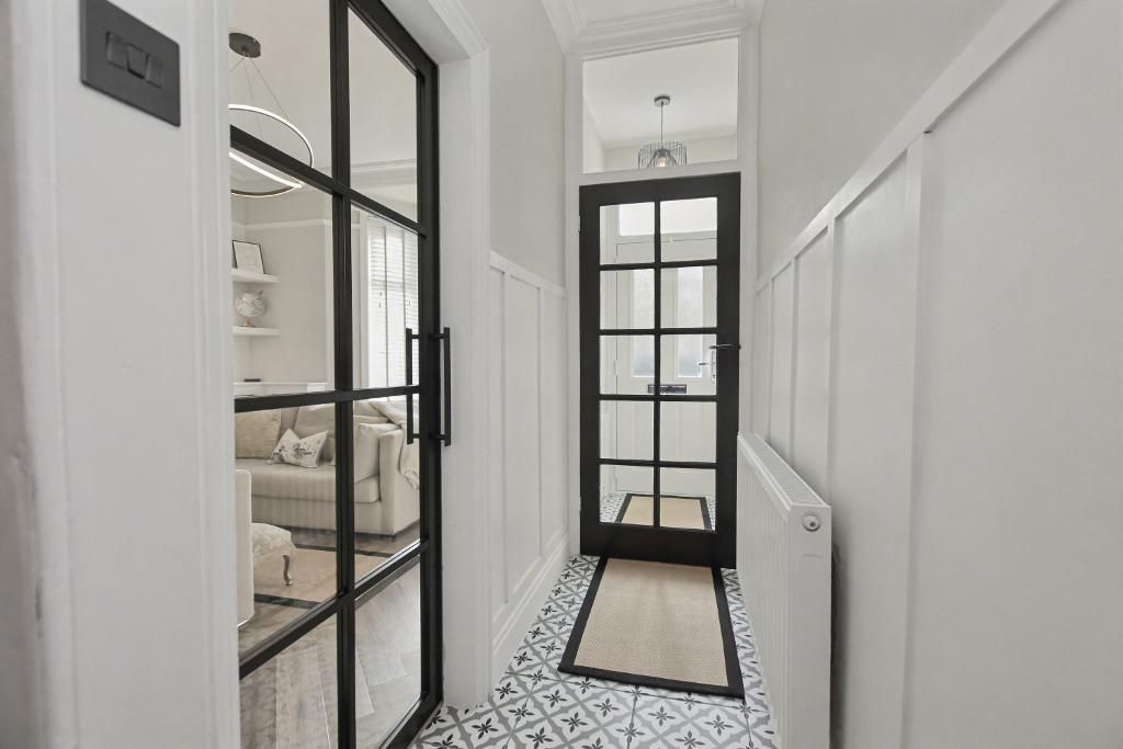 Property photo 2 of 18 Photo 2