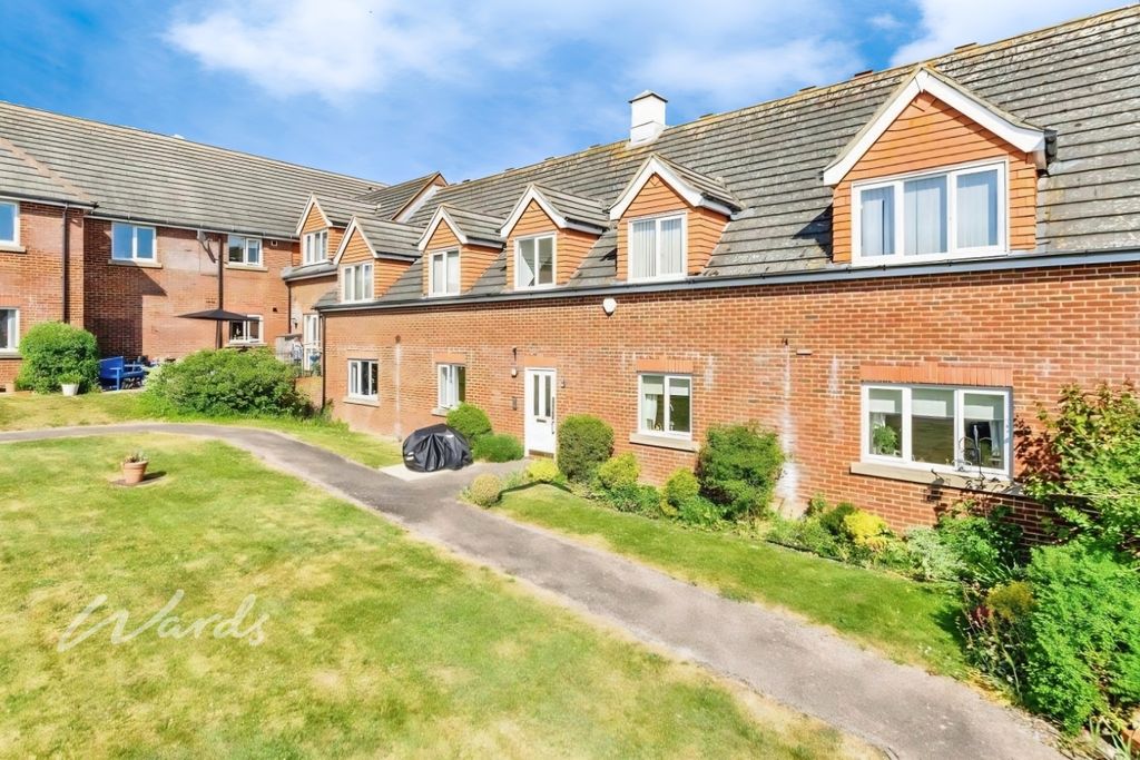 Property photo 1 of 9 Front