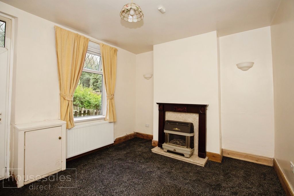 Property photo 2 of 7