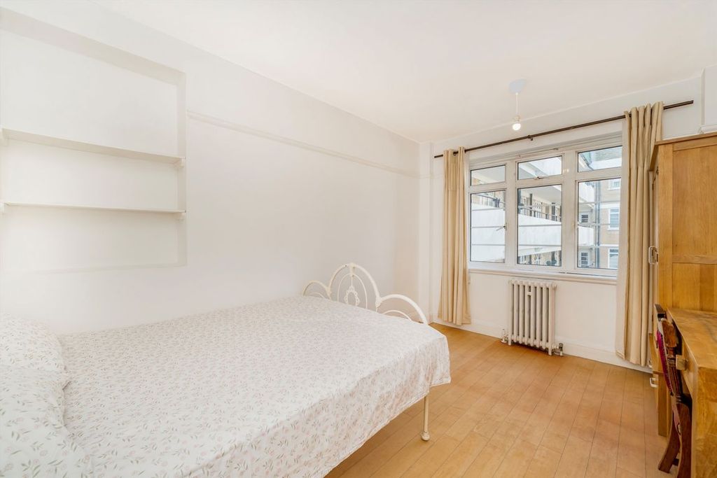 Property photo 2 of 3