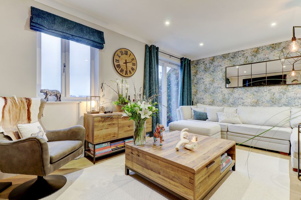 Property photo 2 of 16 Picture No. 22