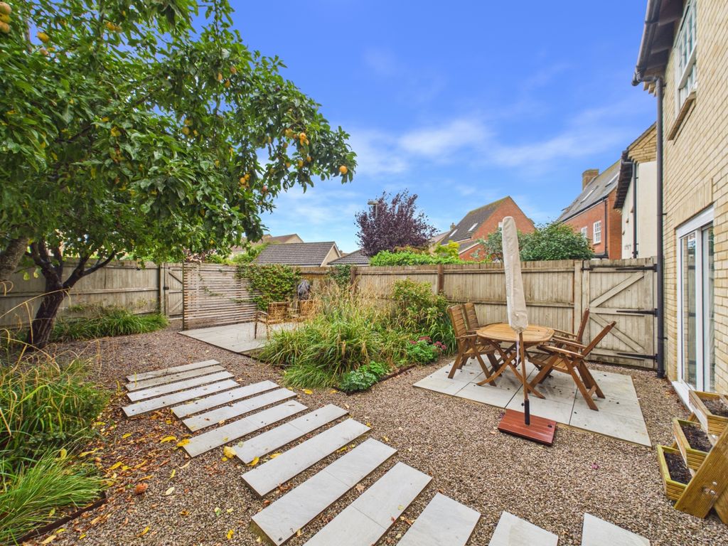Property photo 3 of 24 Rear Garden