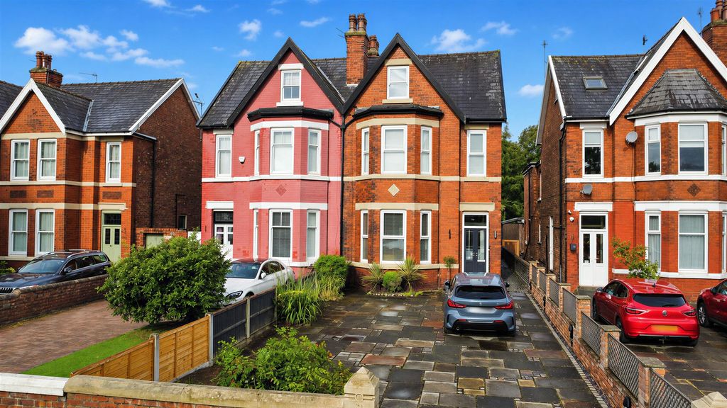 Property photo 1 of 41 Mill Lane For Sale