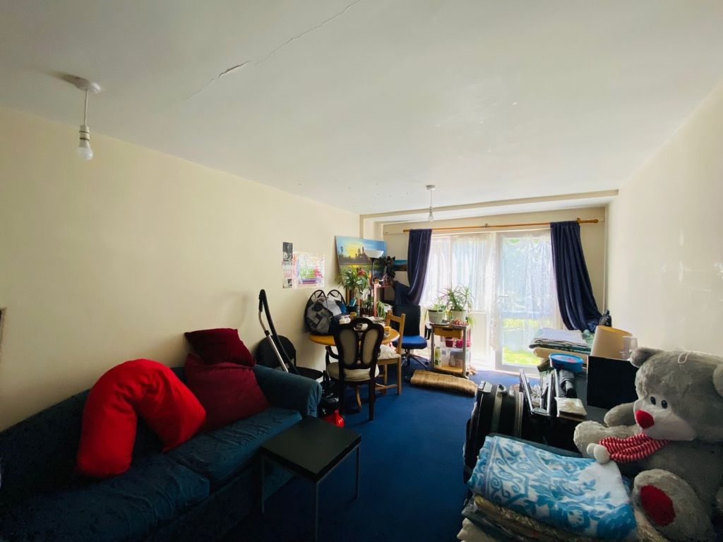 Property photo 1 of 4