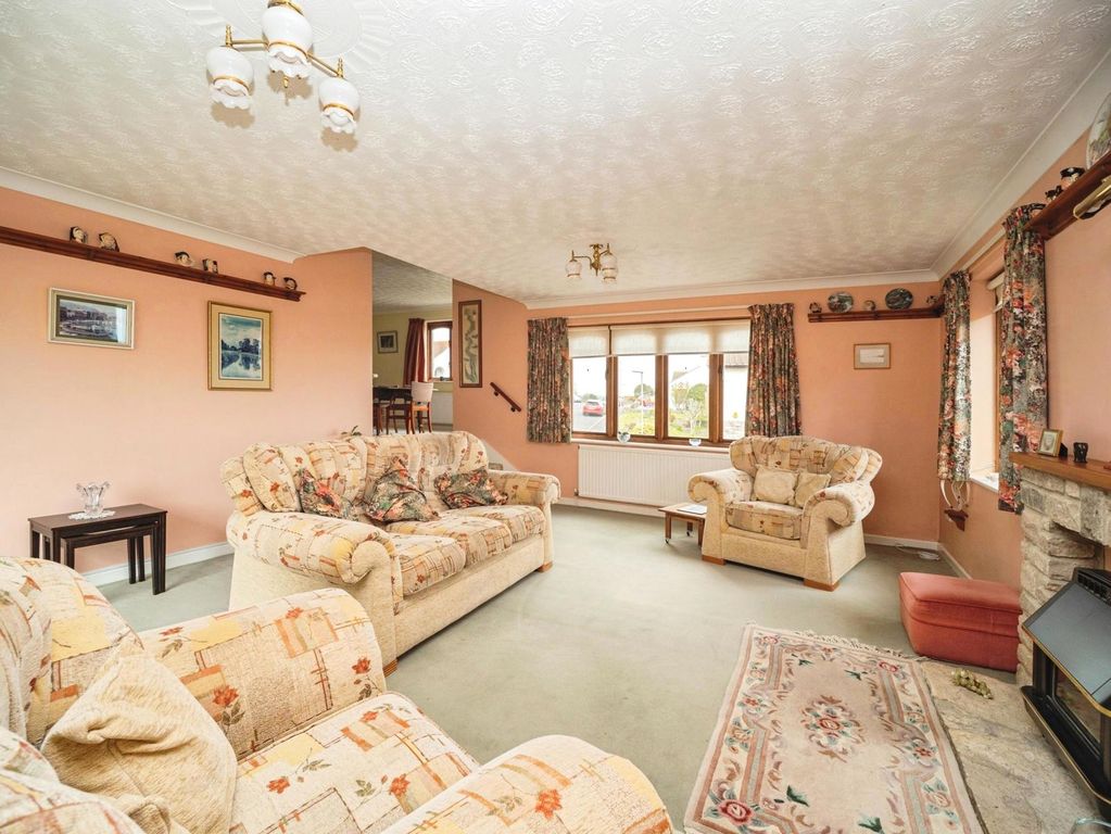 Property photo 2 of 26 Pbox-Img.Jpg