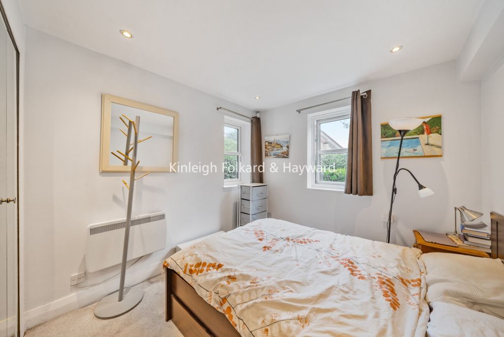 Property photo 3 of 7 c14A207A-Daa3-4B21-8