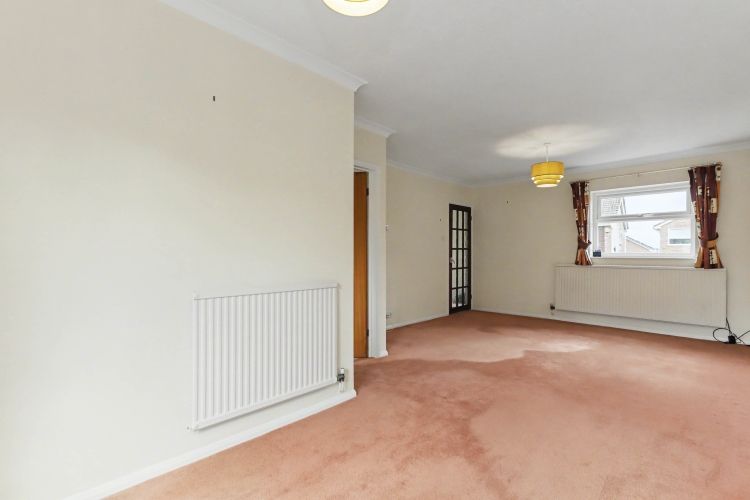 Property photo 2 of 9 337068