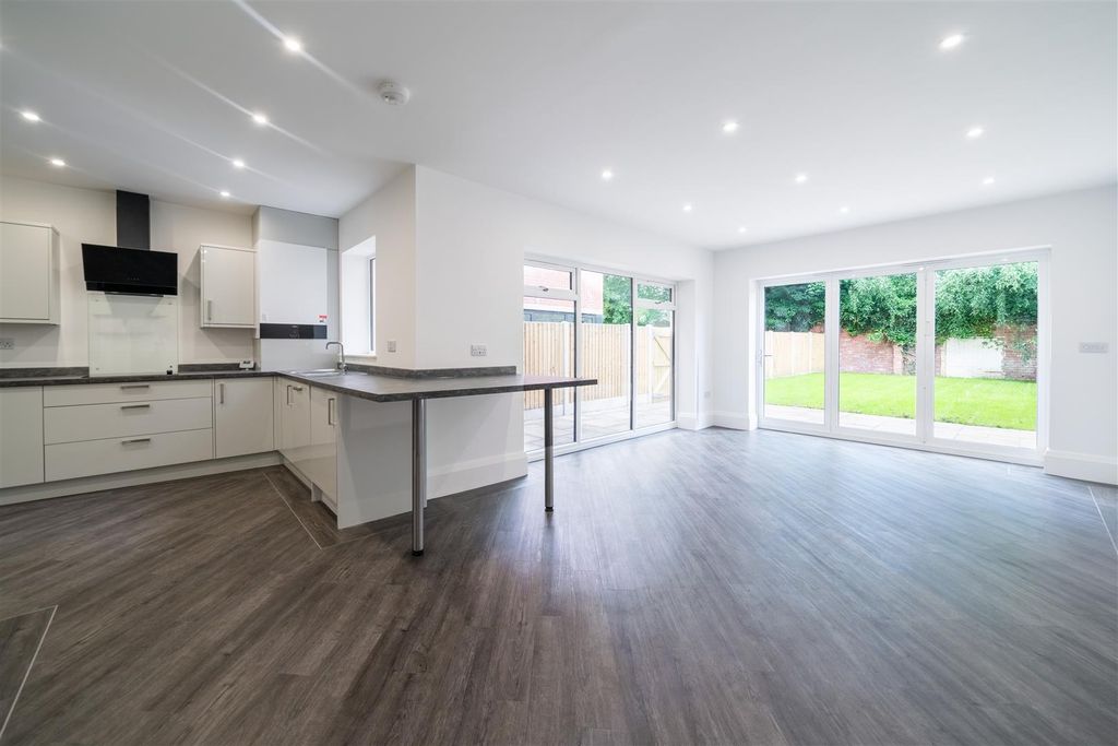 Property photo 3 of 25 Kitchen - Diner-.Jpg