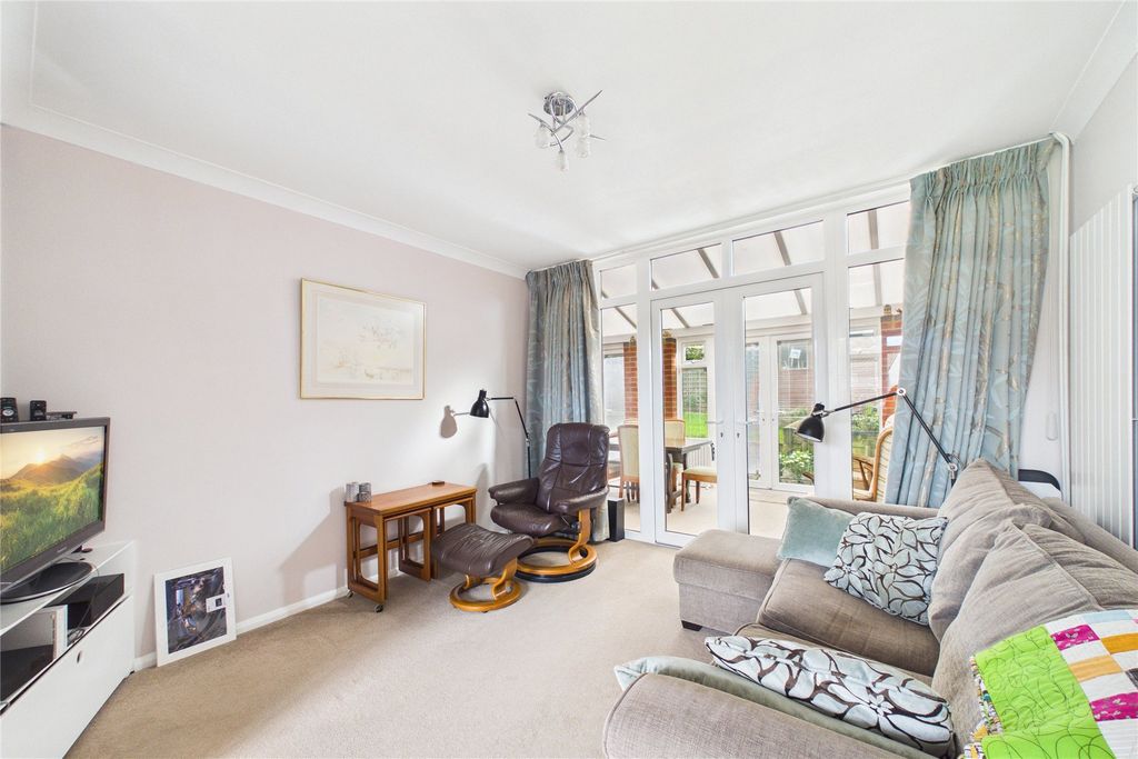 Property photo 3 of 12 Picture No. 10