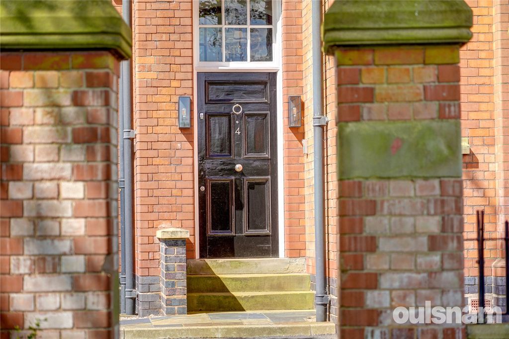 Property photo 2 of 34 Picture No. 43