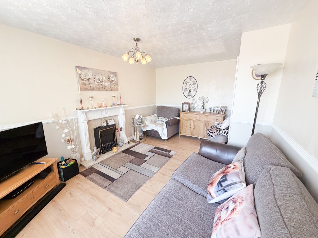 Property photo 2 of 17 Img_7077