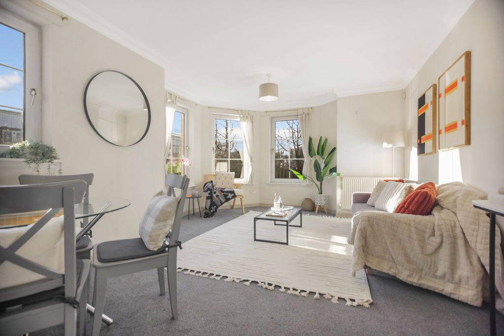 Property photo 2 of 21 Property Image 2