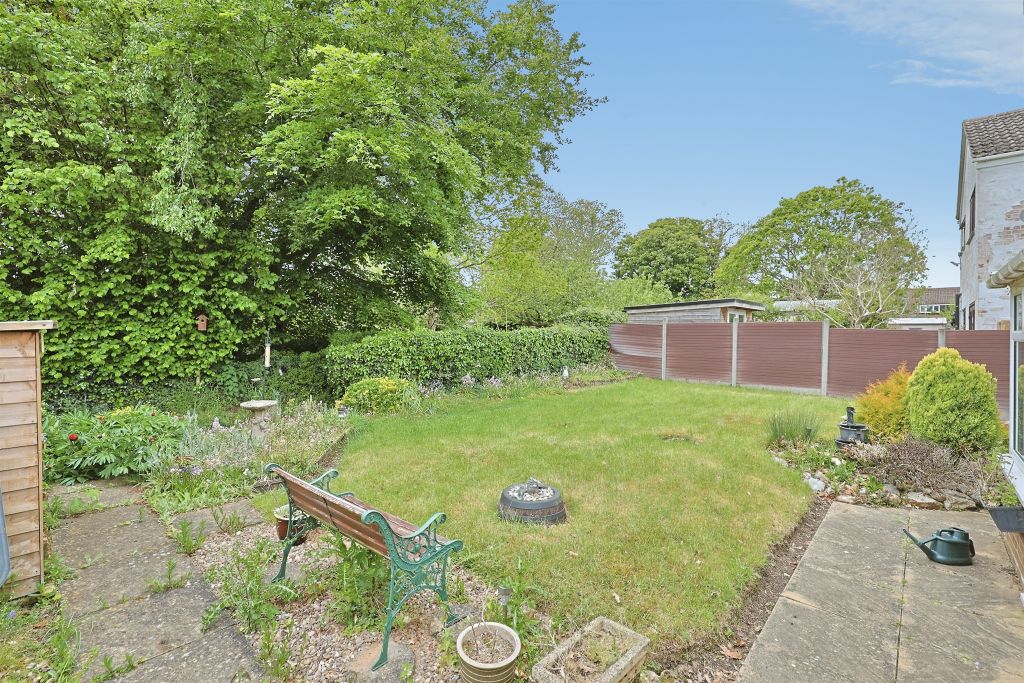 Property photo 3 of 15