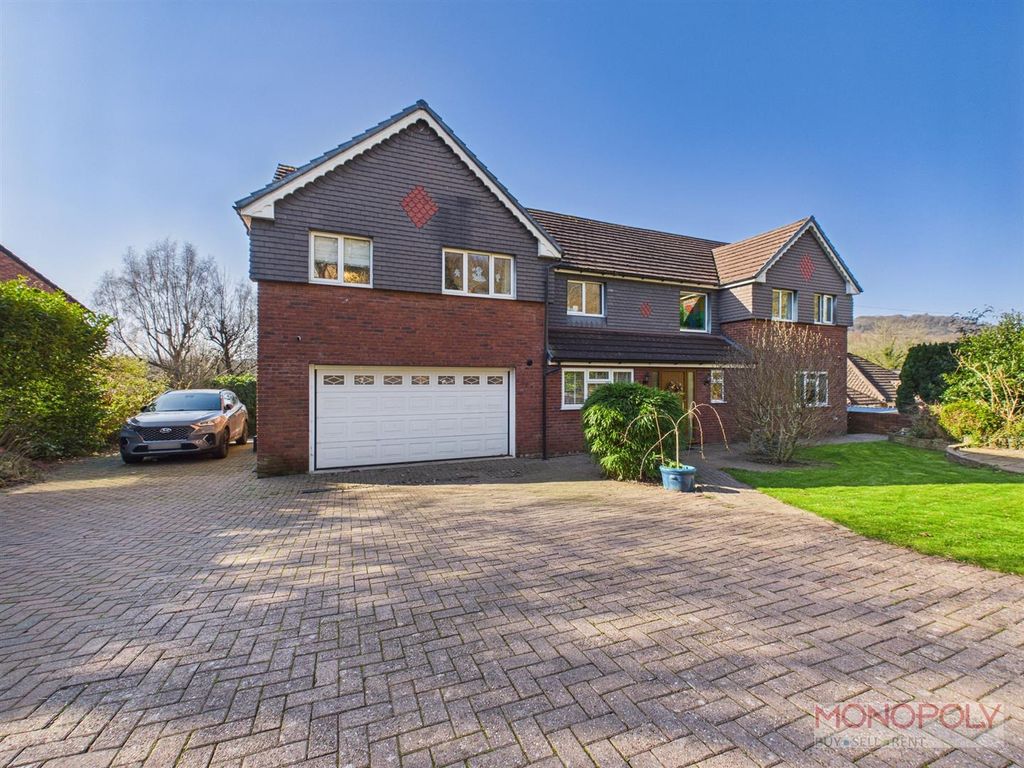 Property photo 1 of 47 Cam04439G0-Pr0241-Still020.Jpg