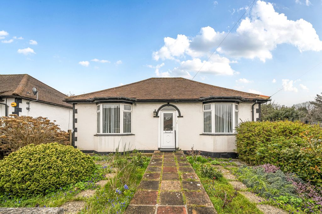 Property photo 1 of 20 1421121-2-69Aad72...