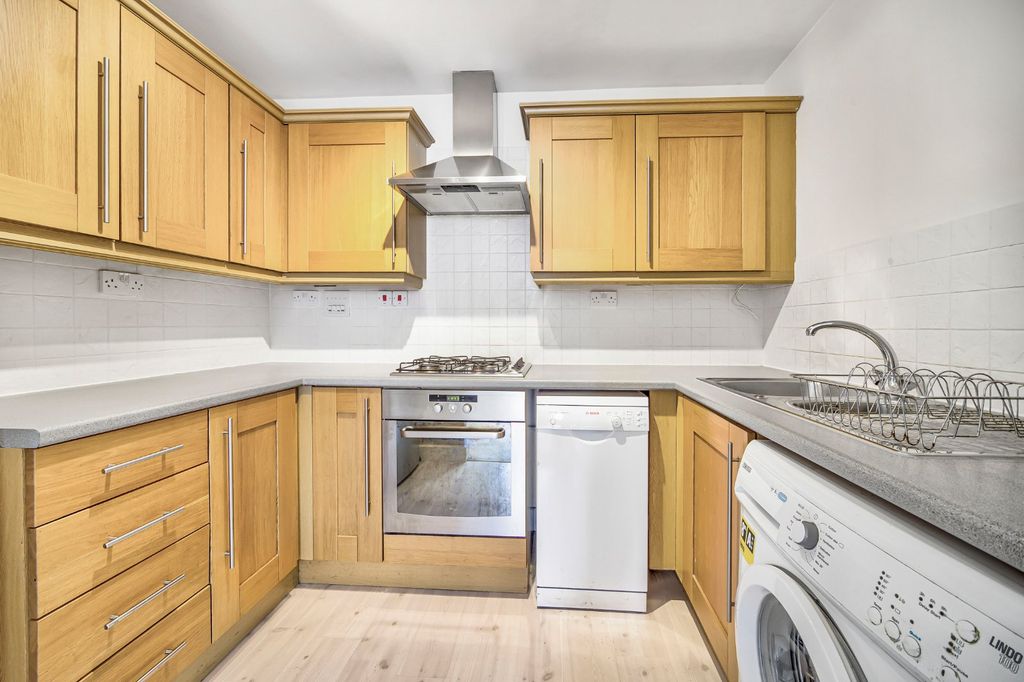 Property photo 2 of 5 Picture No. 05