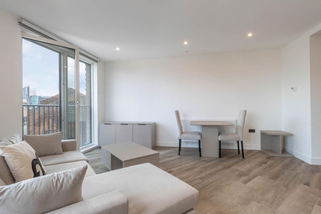 Property photo 2 of 24 Living Area/ Dining Area