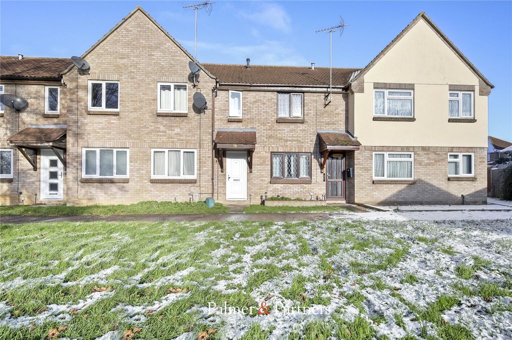 Property photo 1 of 7 External