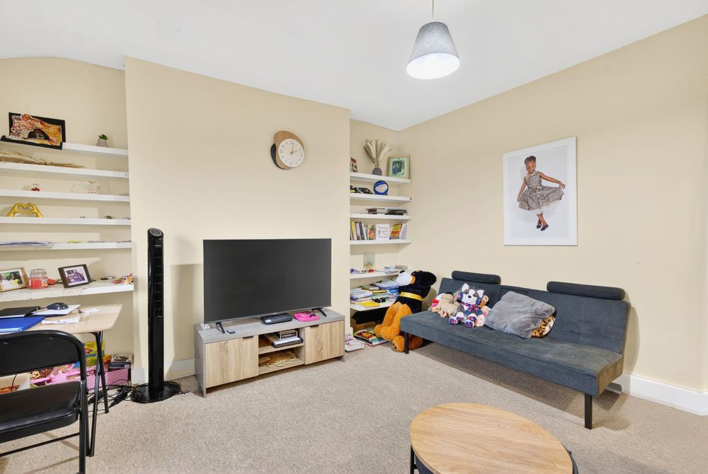 Property photo 2 of 14 Picture No. 14