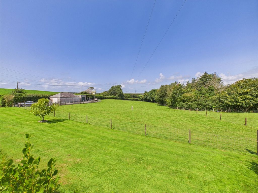 Property photo 3 of 33 Picture No. 48